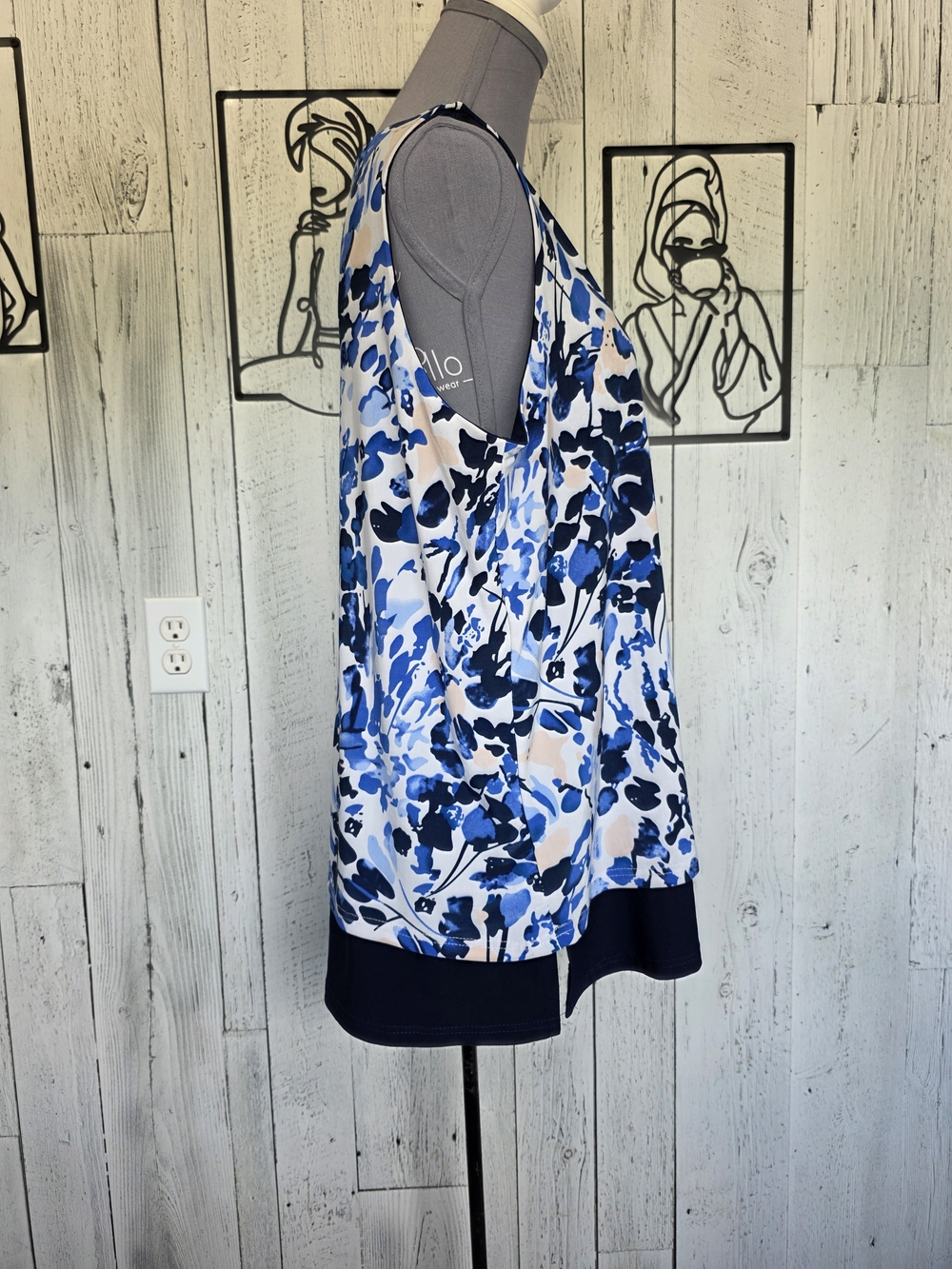 DKR Floral Double Layer Sleeveless Tank Top Blue White Women's XL Stretch Summer - Picture 2 of 11